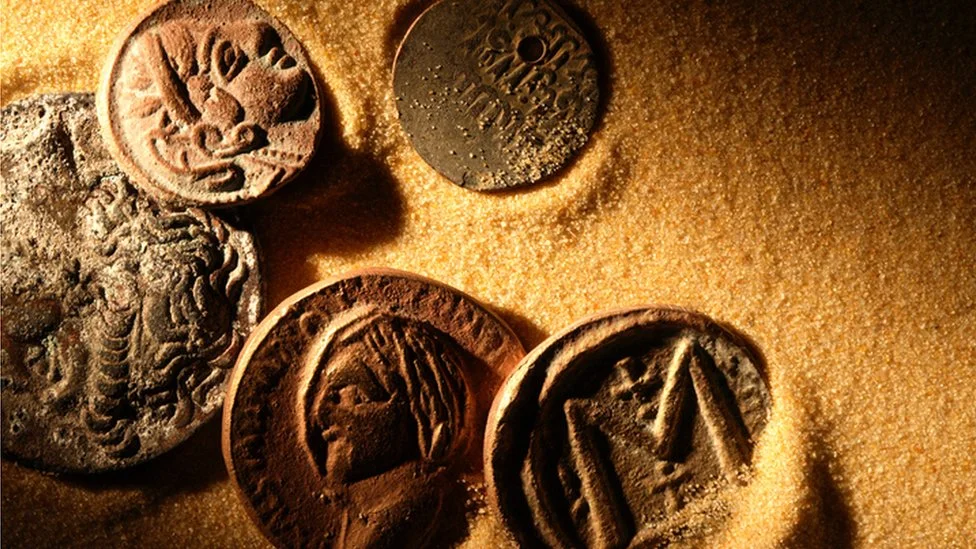Raíces Históricas del Dinero