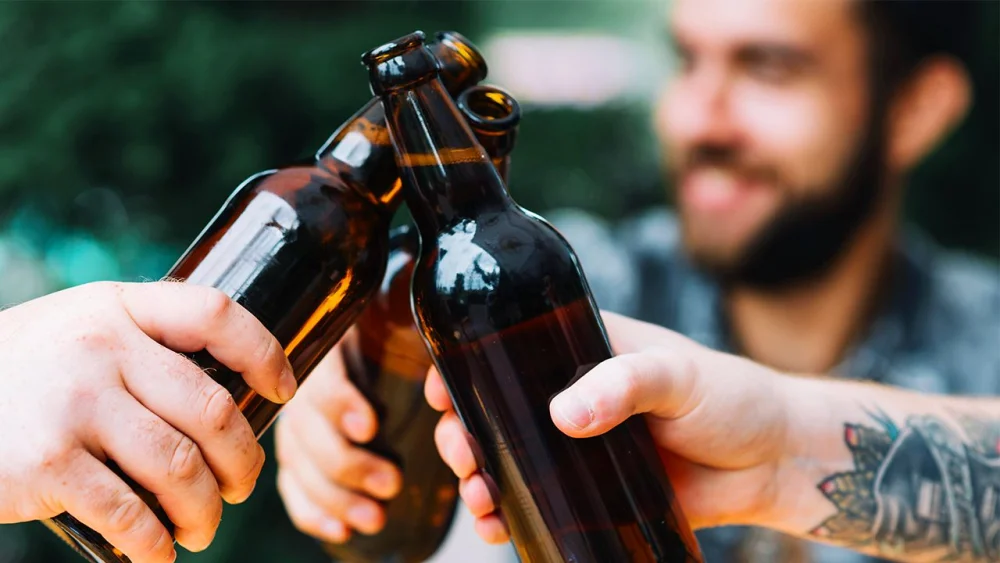 Principales Razones detrás de la Adicción al Alcohol