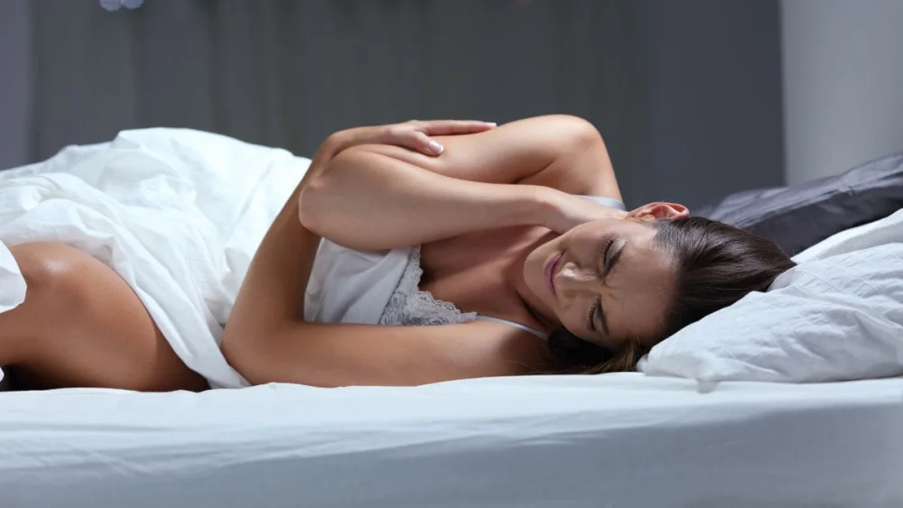 Comprende los espasmos mioclónicos al dormir