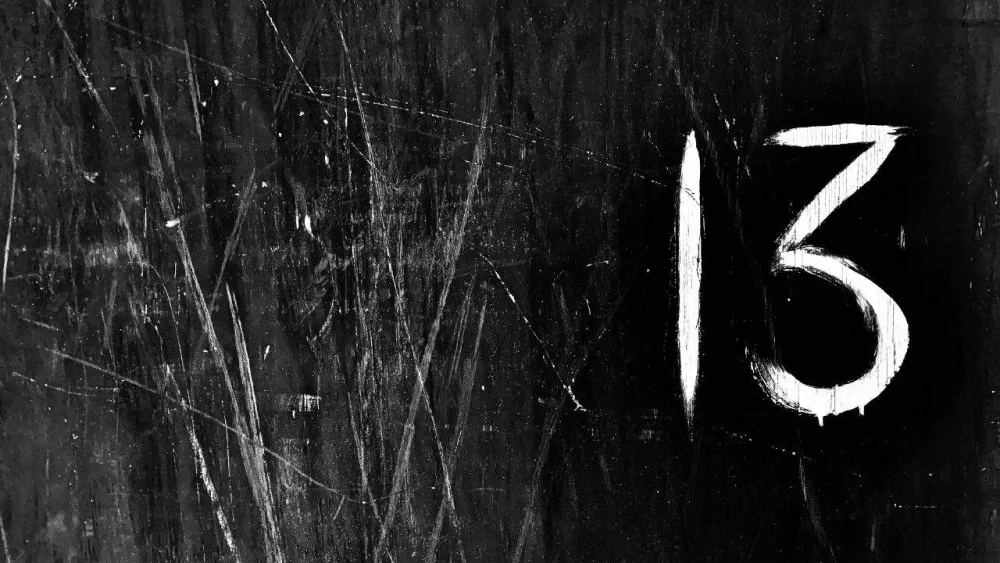 El enigma del número trece: una historia de miedo