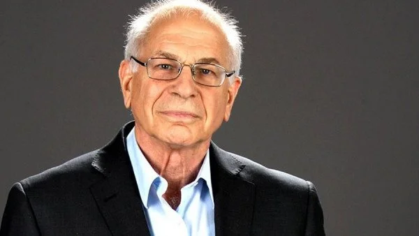Perspectivas de Daniel Kahneman: Una Nueva Teoría Conductual