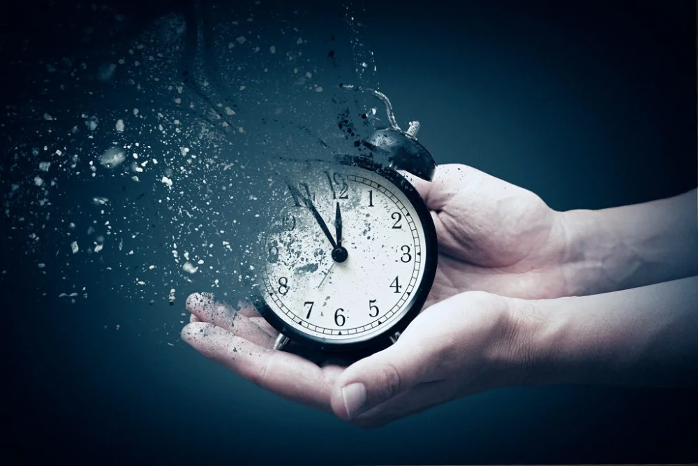 Cronofobia: Temor al Inexorable Avance del Tiempo