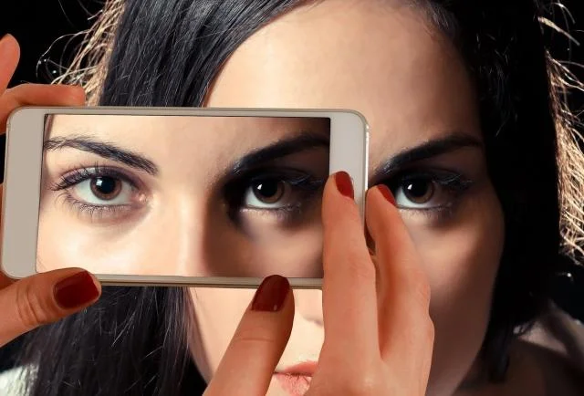 Filtros de Belleza: Impacto Negativo en Tu Autoestima