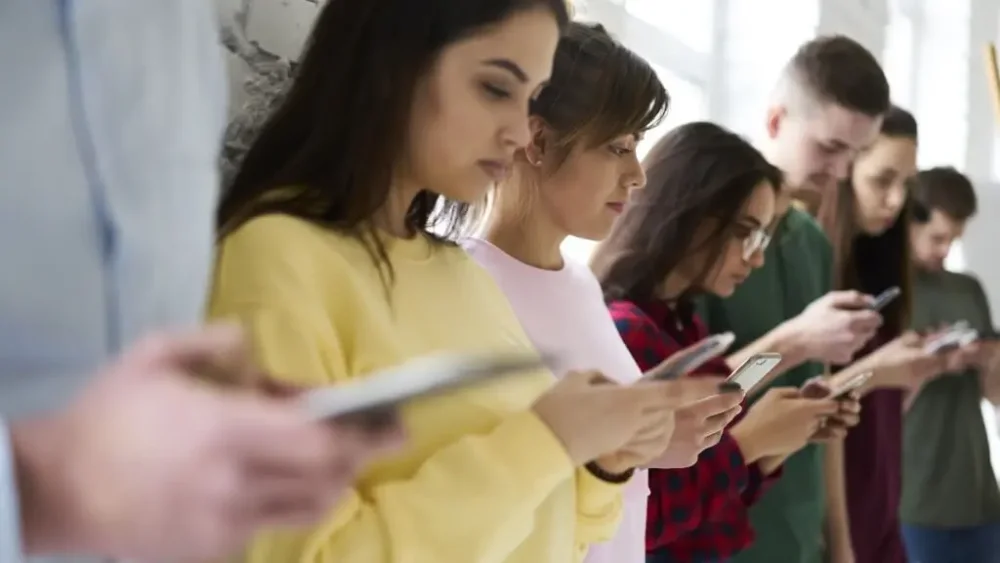 Impacto de las Redes Sociales en la Psicología Moderna