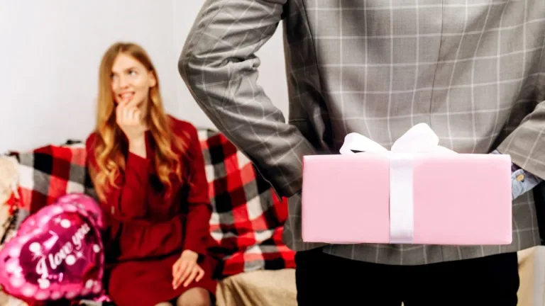 La relación de los narcisistas con los regalos
