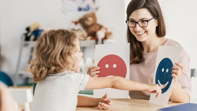 Rol y responsabilidades de un psicólogo infantil