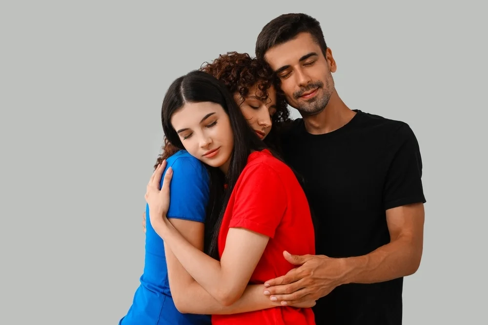 La esencia de las relaciones poliamorosas