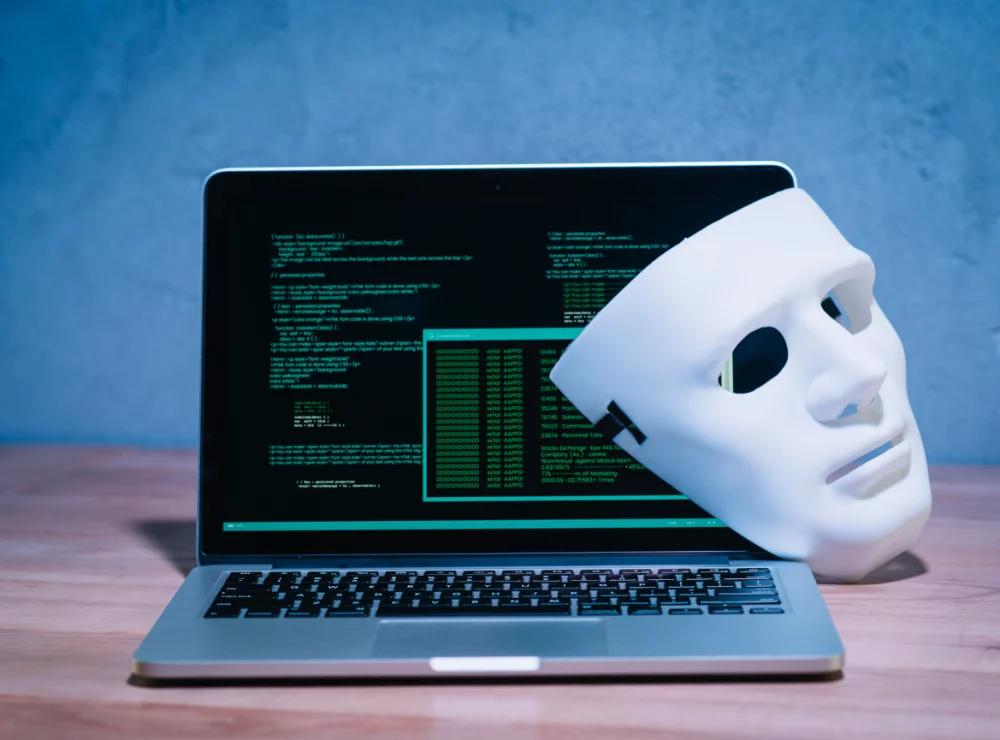 Navegación Adolescente: Peligros y Límites de la Deep Web