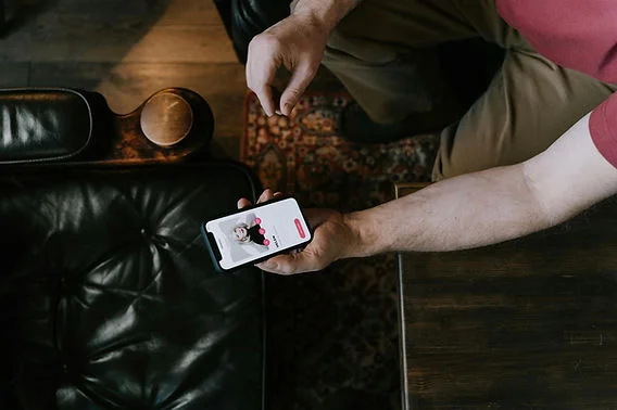 Retos de las Relaciones de Pareja en la Era Digital