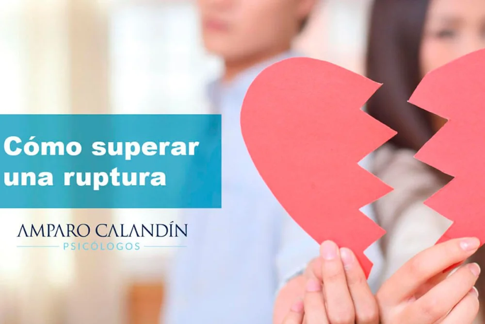 Superando el desamor: un viaje hacia la sanación emocional