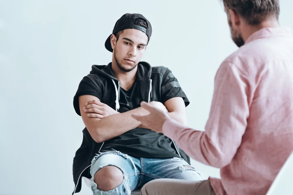Guía para Manejar la Rebeldía en Jóvenes de 18 Años