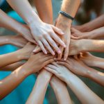 Fortalece vínculos con actividades de cohesión grupal inolvidables