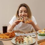 Identifica y aborda la adicción a la comida eficazmente