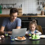 Conexiones digitales: Tecnología e impacto en las familias