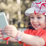 Estrategias para que tus hijos suelten el móvil
