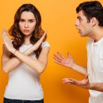 Factores Claves de Insatisfacción y Divorcio en Parejas