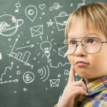 Fomenta el pensamiento crítico en tu hijo eficazmente