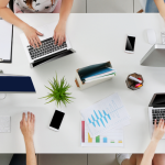 Impacto de la tecnología en el estrés laboral y la ansiedad