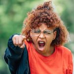 Impulsividad: Comportamientos y Consecuencias en la Vida Diaria