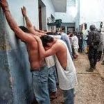 Postura corporal vinculada a rasgos antisociales
