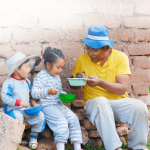 Pobreza reduce impacto positivo de una crianza adecuada en la infancia