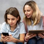 Retos Actuales para Madres y Padres de Adolescentes